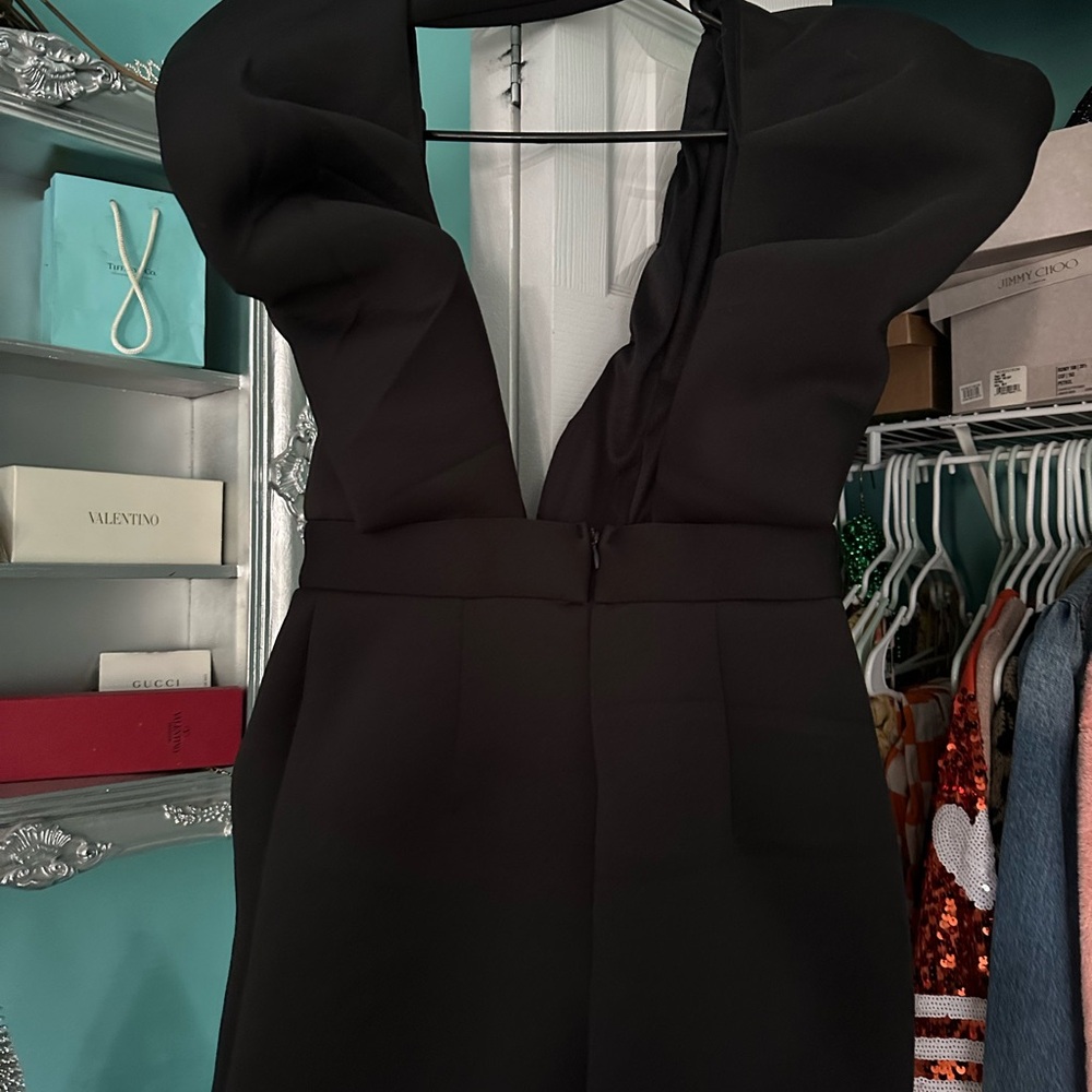 Black Plunge Neck Cap Sleeve Sheath Mini Dress - Picture 2 of 3